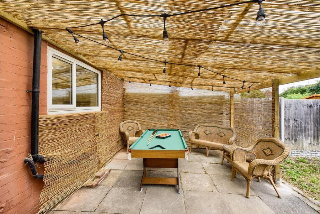 Low Rate For A 4-Bedroom House In Coventry With Free Unlimited Wi-Fi 2 Car Parking 53 Qmc ภายนอก รูปภาพ